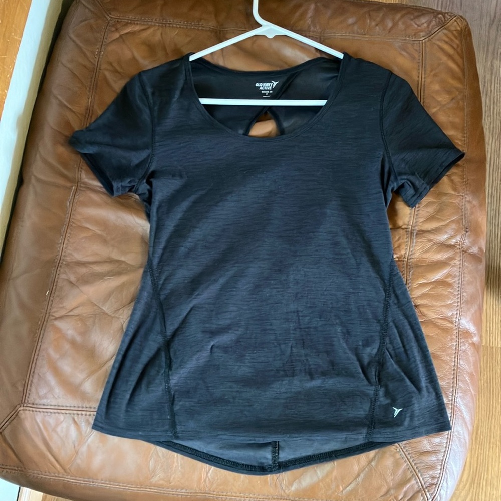 Old Navy Active tee